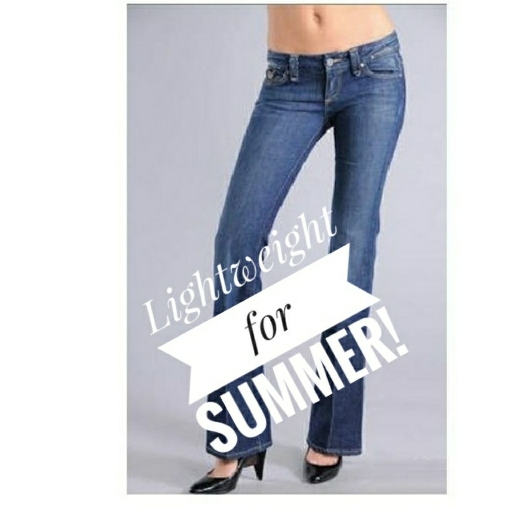 PAIGE Laurel Canyon Low Rise/Boot Cut Jeans!